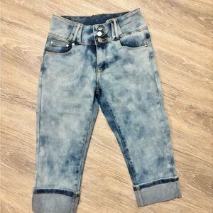 T&Y Stylish Blue Women's Denim Cuffed Capri Jeans size 3/4 stretch